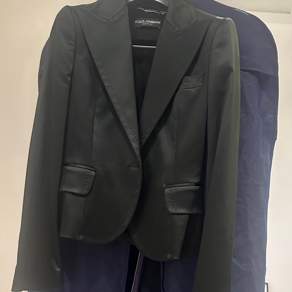 Dolce & Gabbana Elegant Dark Blazer